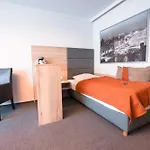 Western Ambassador Hotel 3*