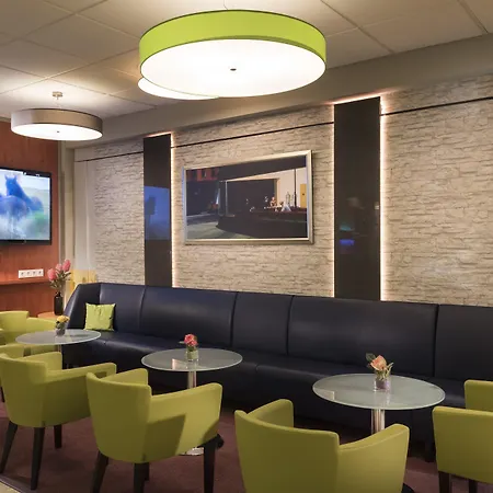 Western Ambassador 3* باوناتال