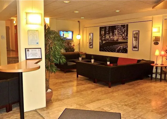 Hotel Western Ambassador 3*