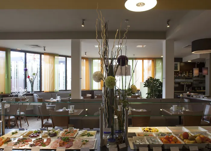 Western Ambassador Baunatal